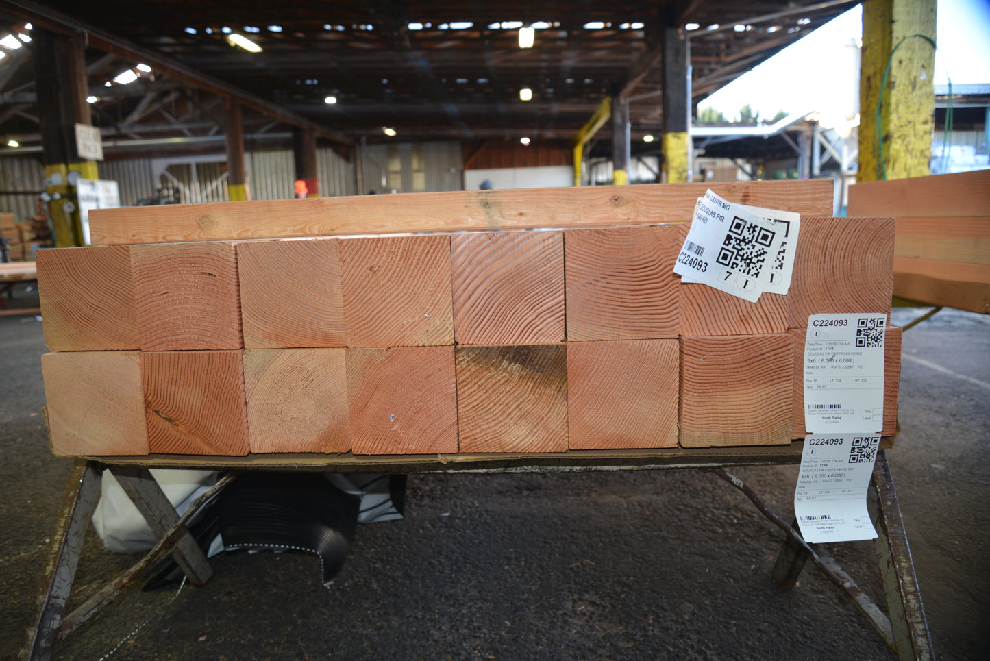 6x6 C&BTR Douglas Fir Kiln Dried S4S net 5-1/2 x 5-1/2 312'/BF SLN1017-C224093