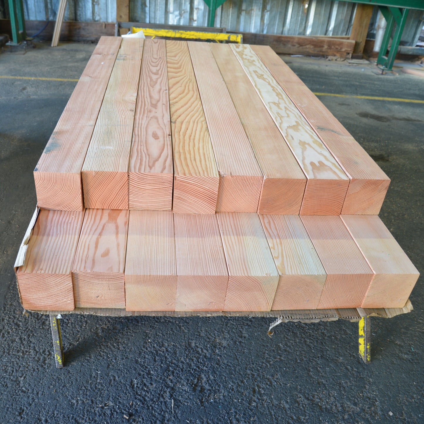 6x6 C&BTR Douglas Fir Kiln Dried S4S net 5-1/2 x 5-1/2 312'/BF SLN1017-C224093
