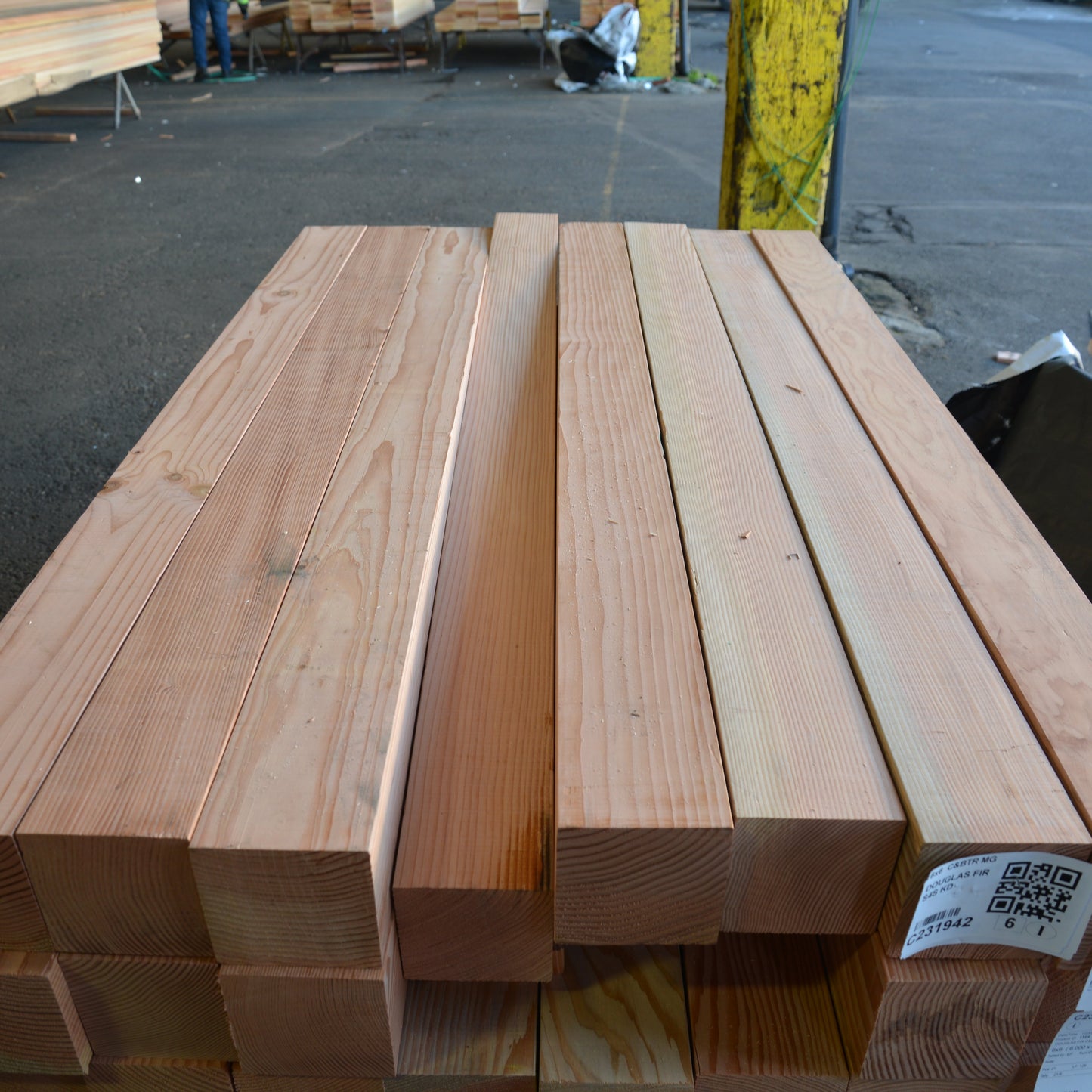 6x6 C&BTR Douglas Fir Kiln Dried S4S net 5-1/2 x 5-1/2 21/6’ pieces 378'/BF SLN1018-C231942