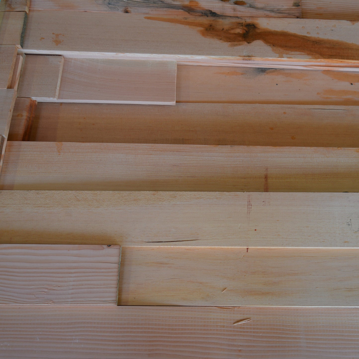 1/2” x 4-9/16” surfaced square edge Dee grade Douglas Fir 208'/BF SLN1013-C335076
