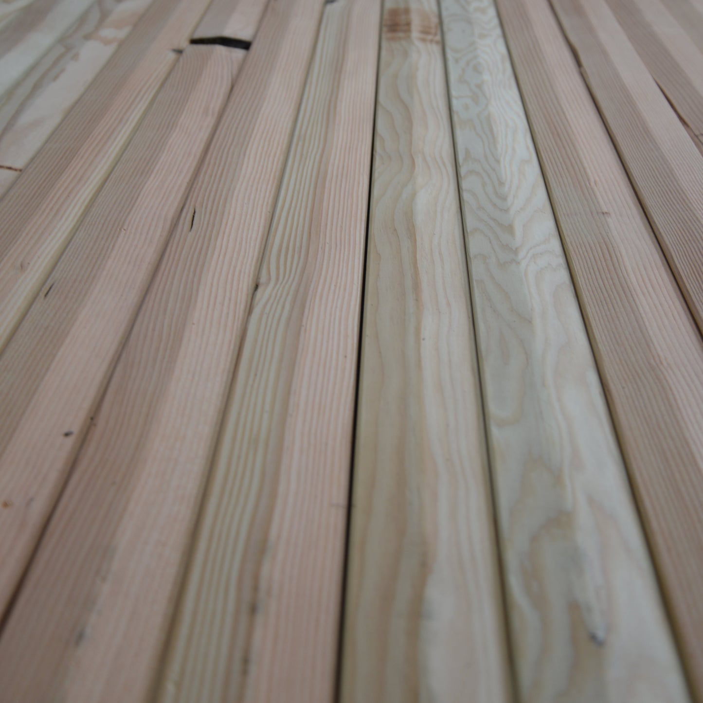 2x4 Douglas Fir PATTERN D&BTR MG 231'/BF SLN1006-C163114