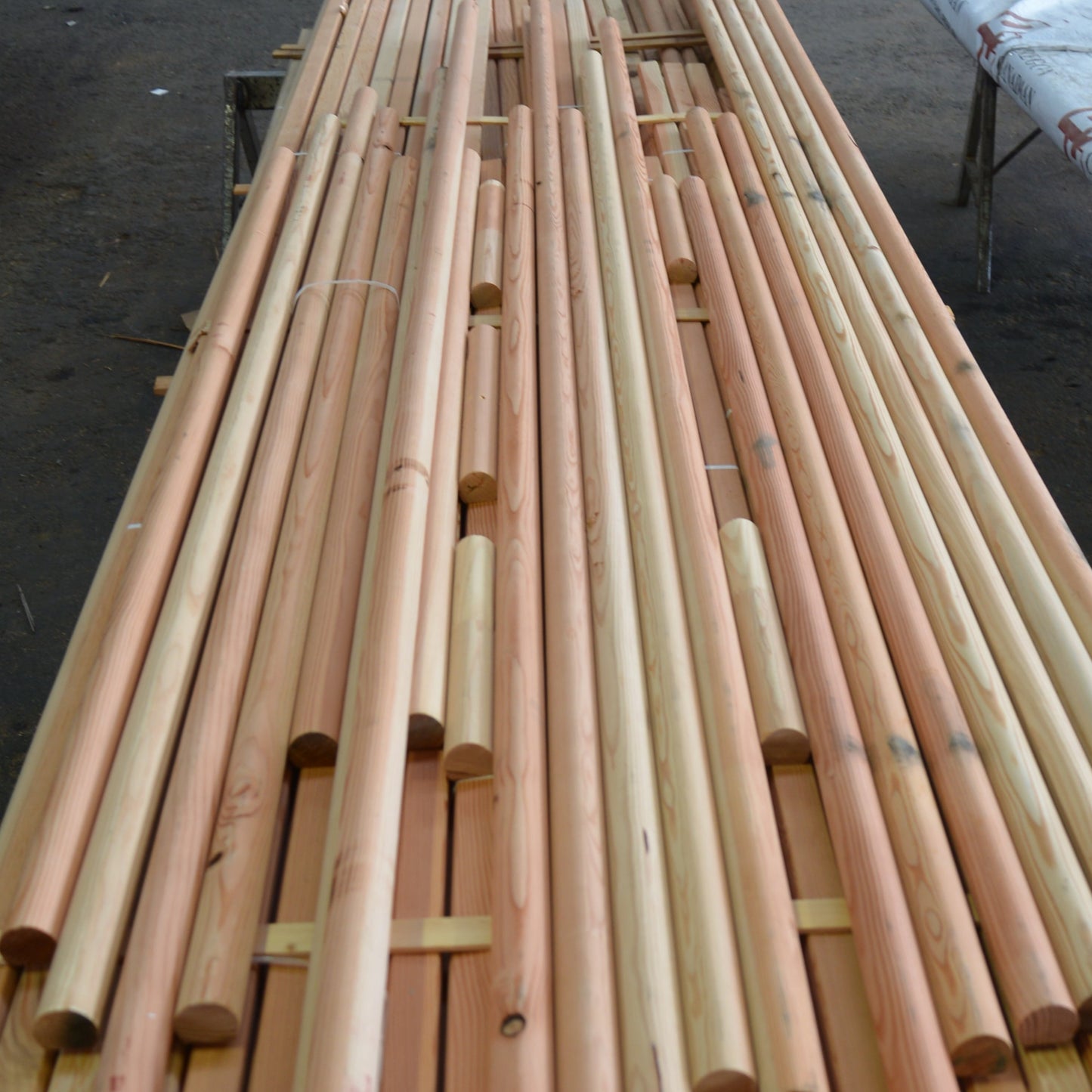 2x2 Douglas Fir Hand Rail profile 417'/BF SLN1008-C007683
