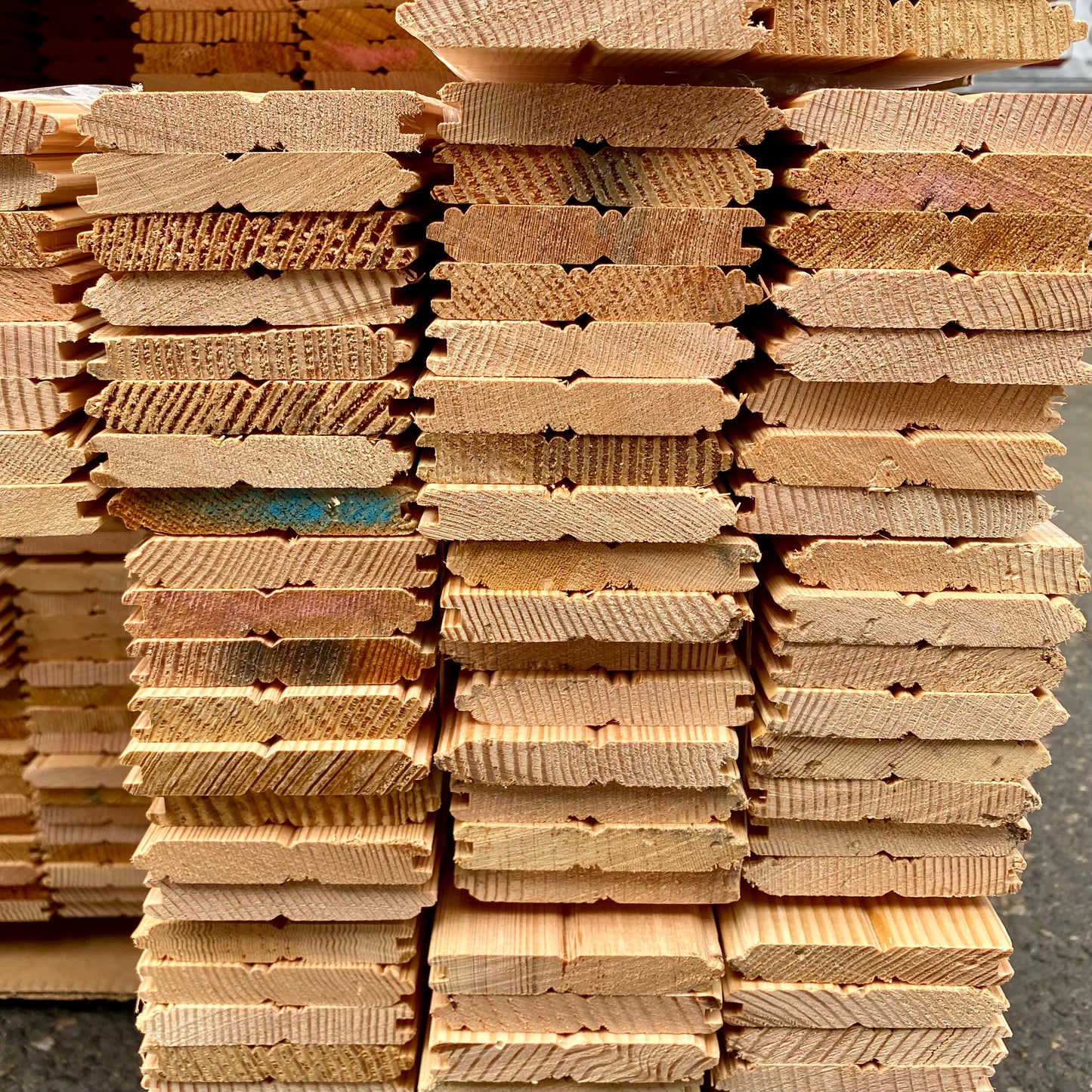 5/8x4 C&BTR MG Douglas Fir T&G Ceiling    744'/BF   SLN1035-C437960