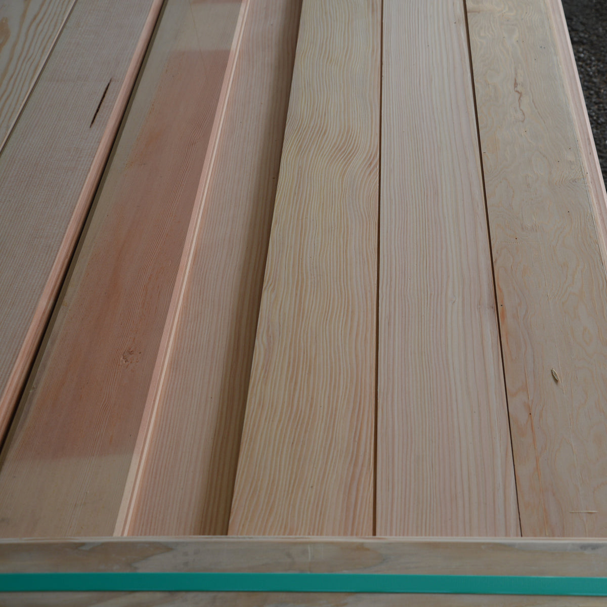 1x6 DOUGLAS FIR D GRADE WP4 - V Groove Smooth Face    1077'/LF   SLN1004-C299936